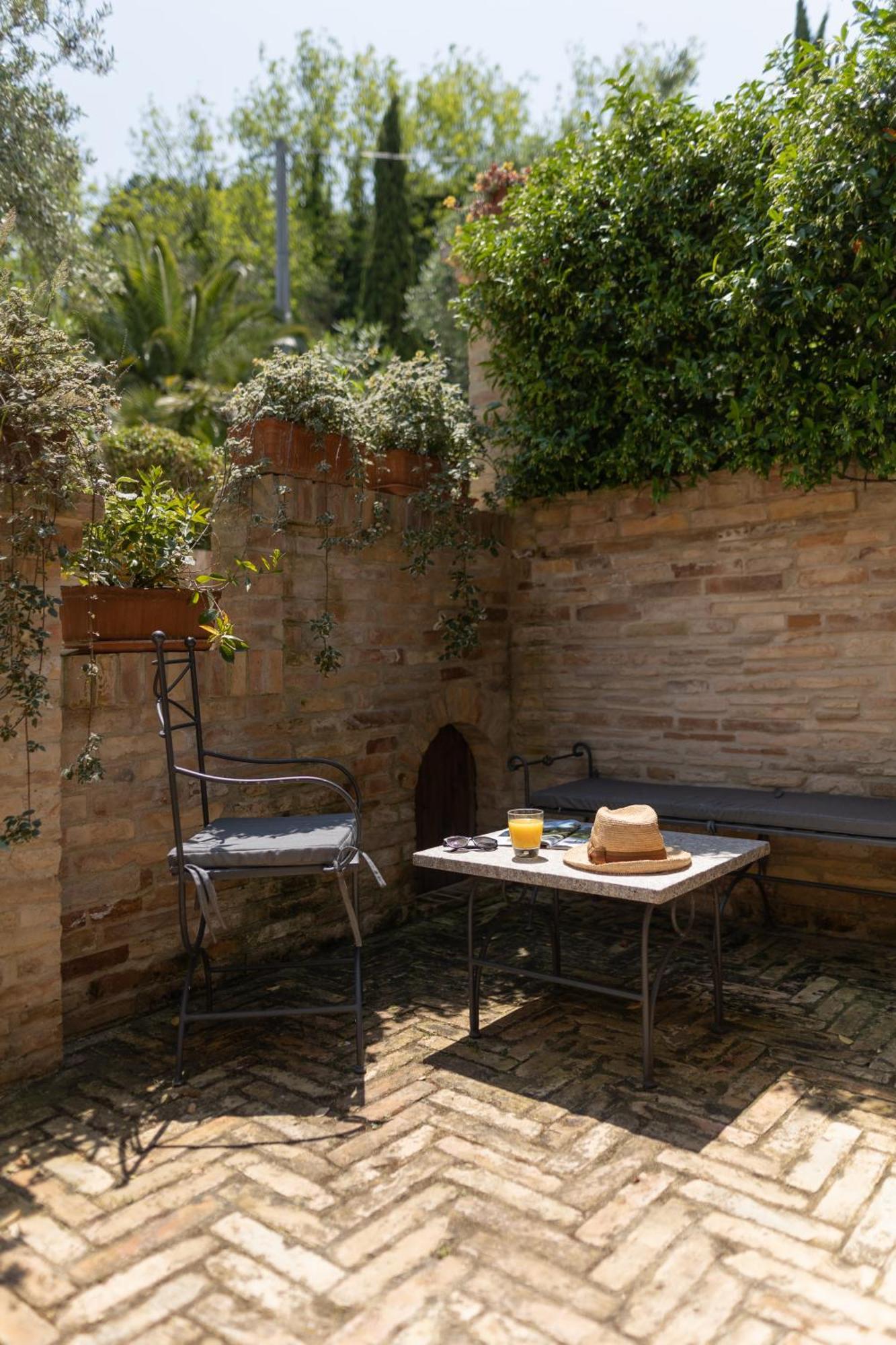 Villa Cri Cri B&B Di Charme San Benedetto del Tronto Exterior photo