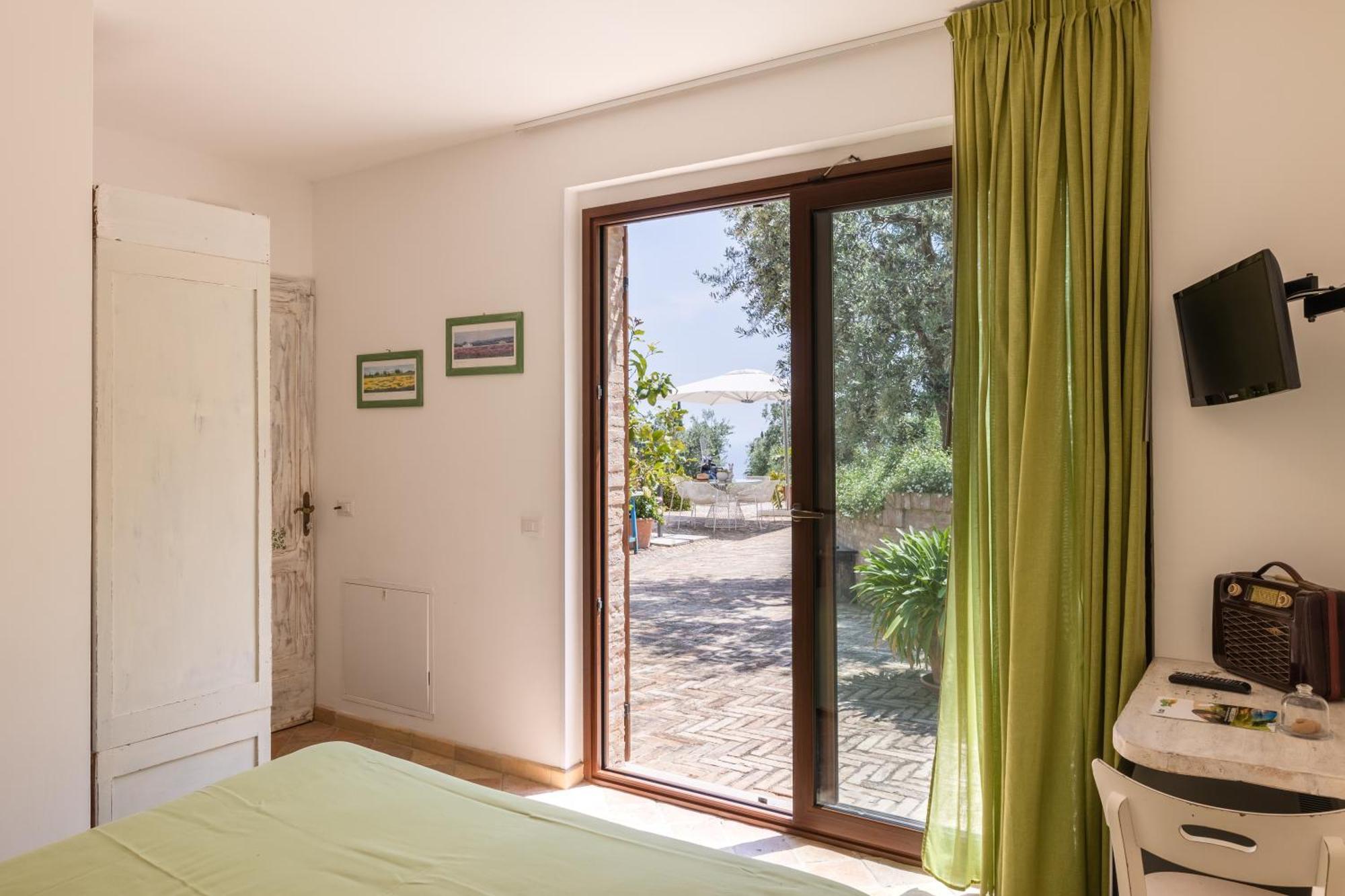 Villa Cri Cri B&B Di Charme San Benedetto del Tronto Exterior photo